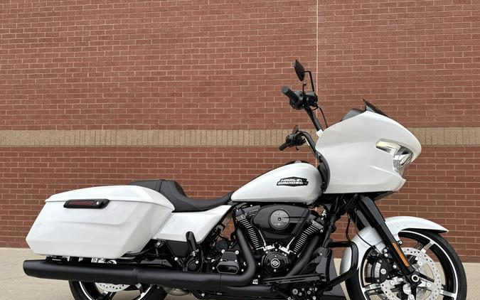 FLTRX 2025 Road Glide®