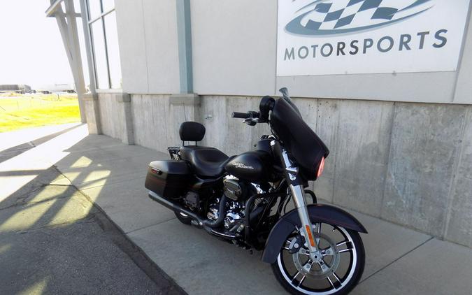 2015 Harley-Davidson® FLHXS - Street Glide® Special