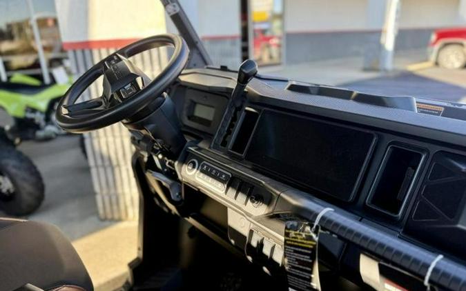 2026 Can-Am® Defender MAX LONE STAR HD11