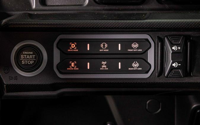 2026 Can-Am Defender MAX LONE STAR CAB HD11