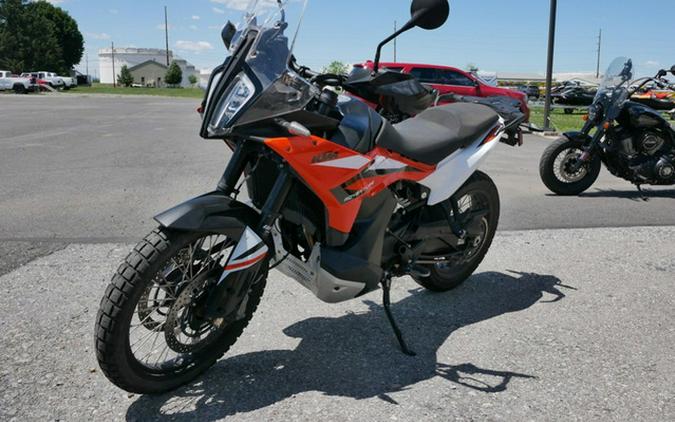 2023 KTM Adventure 890
