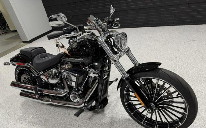 2026 Harley-Davidson Softail FXBR - Breakout