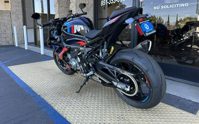 New 2024 BMW M1000R