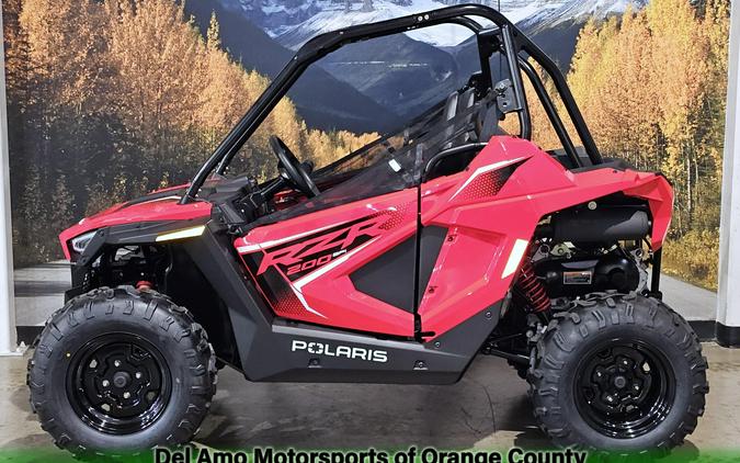 2025 Polaris RZR 200 EFI