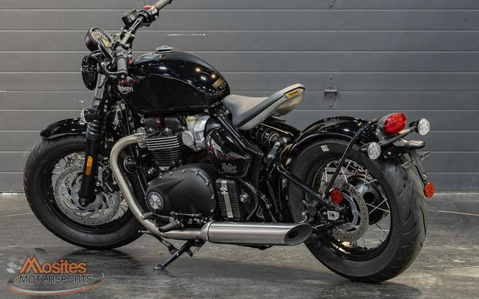 2023 Triumph Bonneville Bobber Jet Black