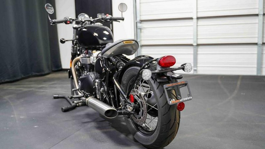 2023 Triumph Bonneville Bobber Jet Black