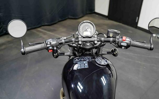 2023 Triumph Bonneville Bobber Jet Black