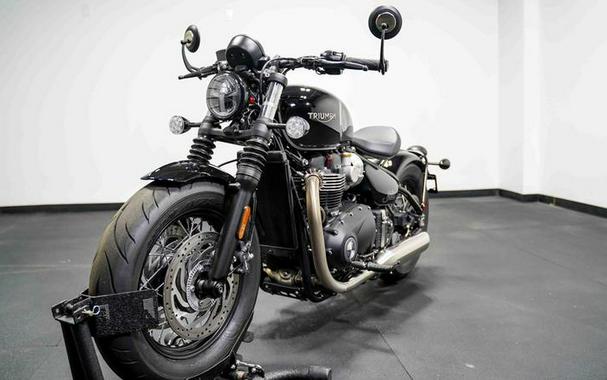 2023 Triumph Bonneville Bobber Jet Black