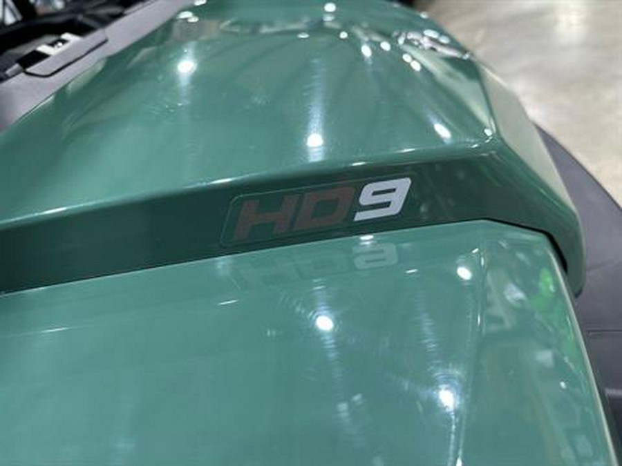 2026 Can-Am Defender DPS CAB