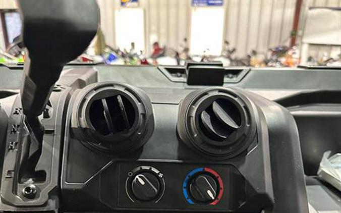 2026 Can-Am Defender DPS CAB