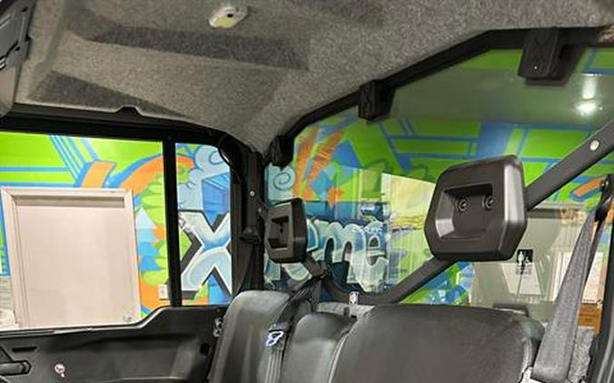 2026 Can-Am Defender DPS CAB