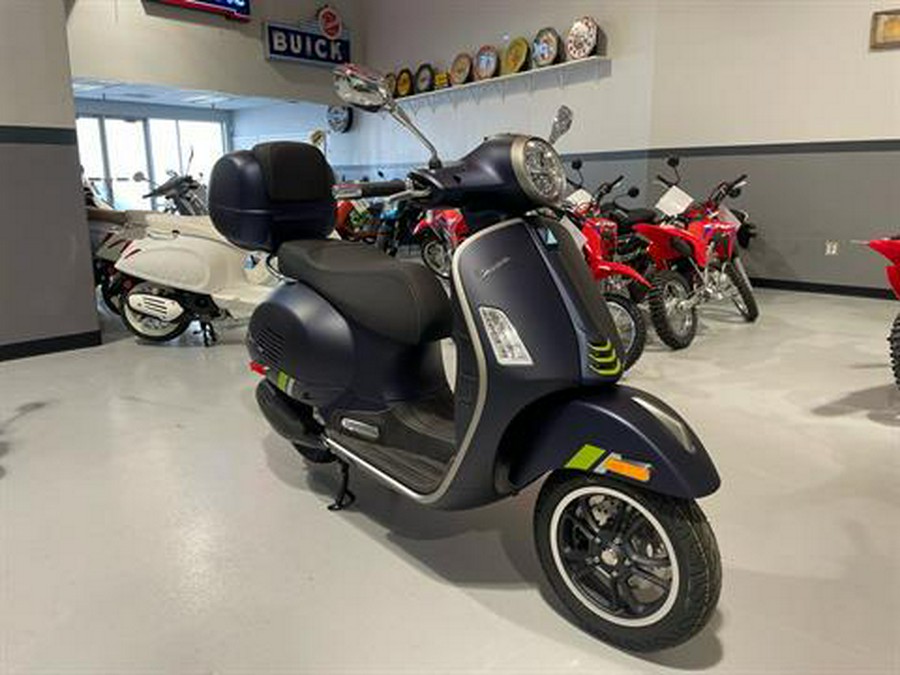 2024 Vespa GTS Super 300 Tech