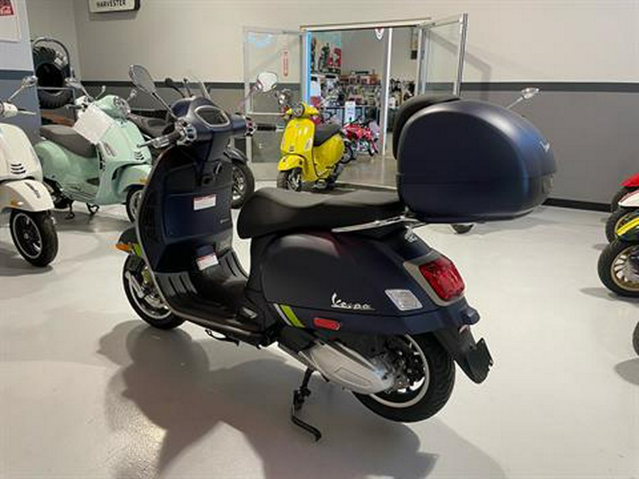 2024 Vespa GTS Super 300 Tech