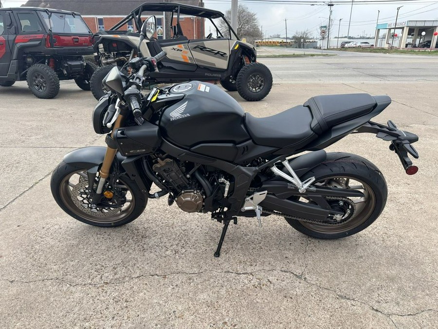 2026 Honda® CB650R E-Clutch