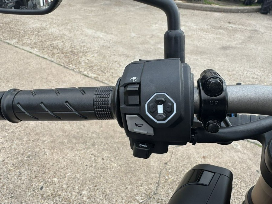 2026 Honda® CB650R E-Clutch