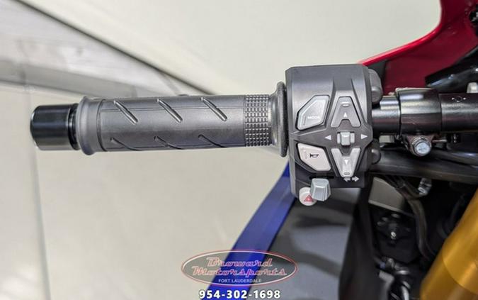 2026 Honda CBR1000RR-R Fireblade SP