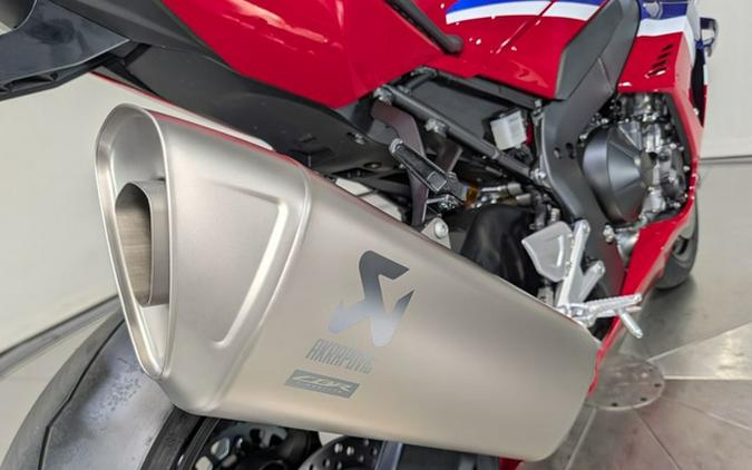 2026 Honda CBR1000RR-R Fireblade SP