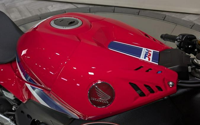 2026 Honda CBR1000RR-R Fireblade SP