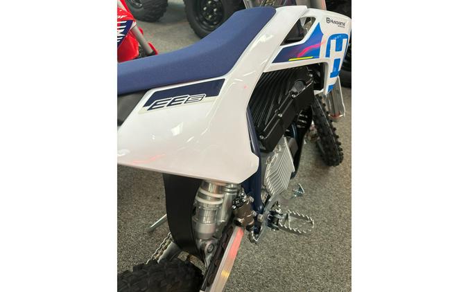 2024 Husqvarna Motorcycles EE 5