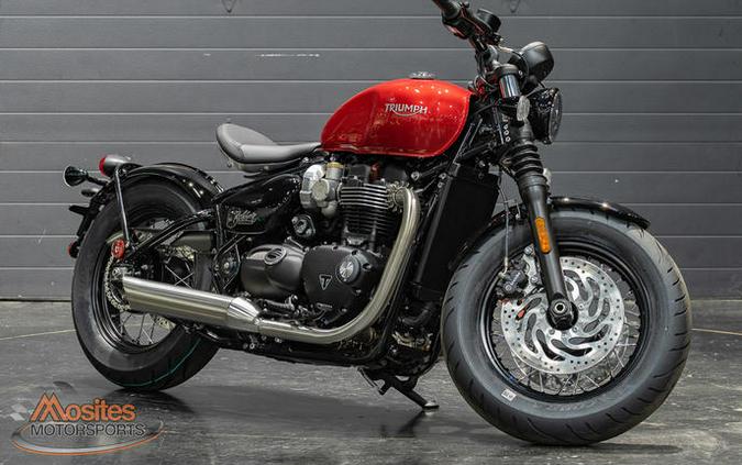 2023 Triumph Bonneville Bobber Red Hopper