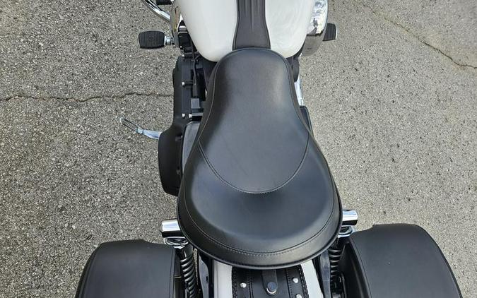 2016 Harley-Davidson® FXDB - Dyna® Street Bob®