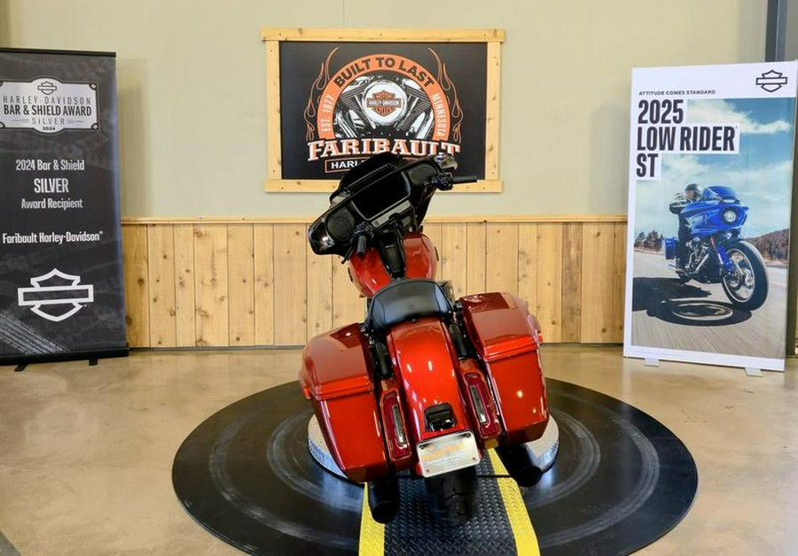 2025 Harley-Davidson® FLHX - Street Glide®