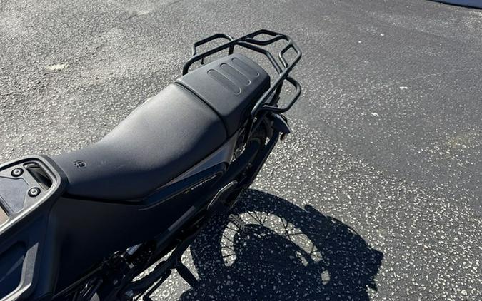 2023 Husqvarna SVARTPILEN 401