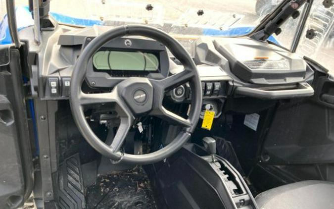 2023 Can-Am Commander XT 700