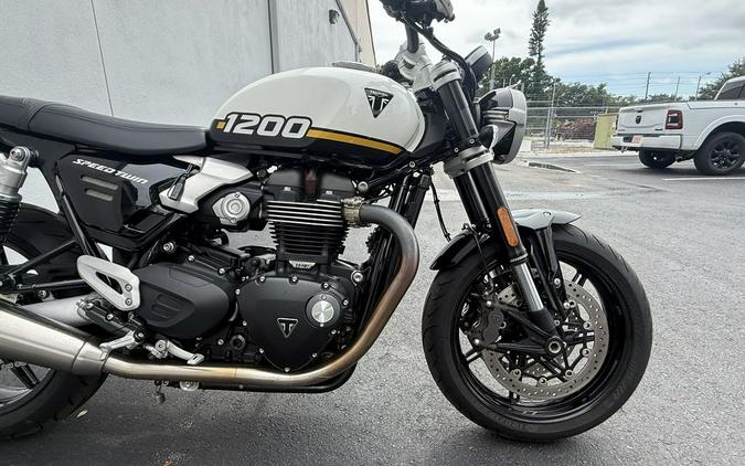 2025 Triumph Speed Twin 1200 Crystal White/Sapphire Black