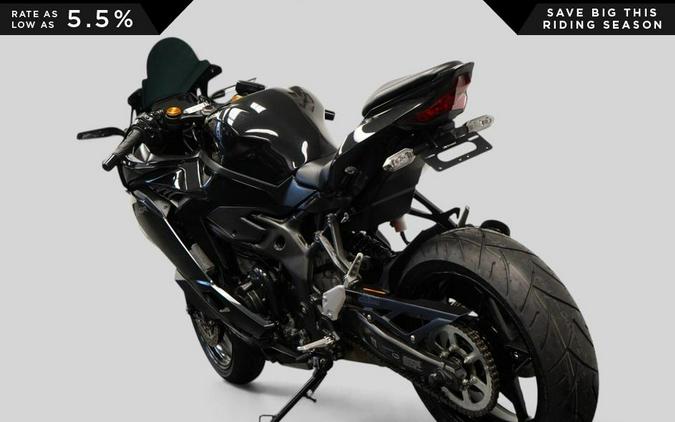 2025 Kawasaki NINJA ZX-4R (ABS)