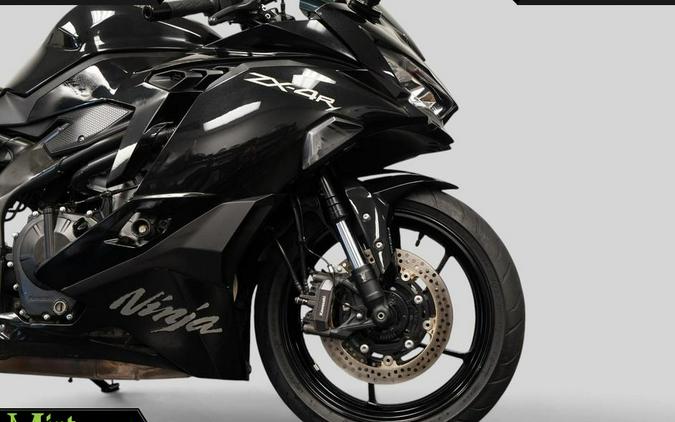 2025 Kawasaki NINJA ZX-4R (ABS)
