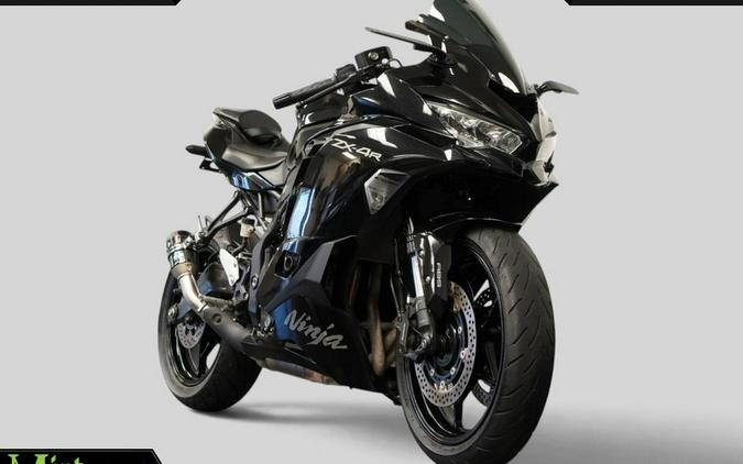 2025 Kawasaki NINJA ZX-4R (ABS)
