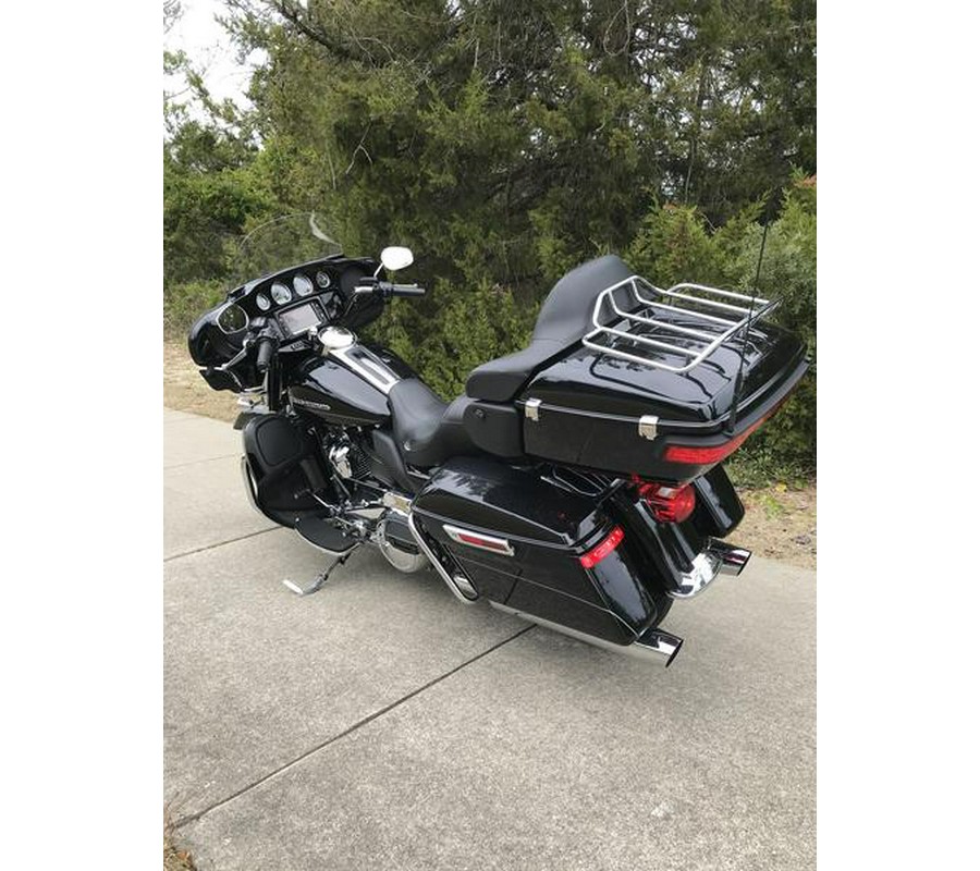 2017 Harley-Davidson® FLHTK - Ultra Limited