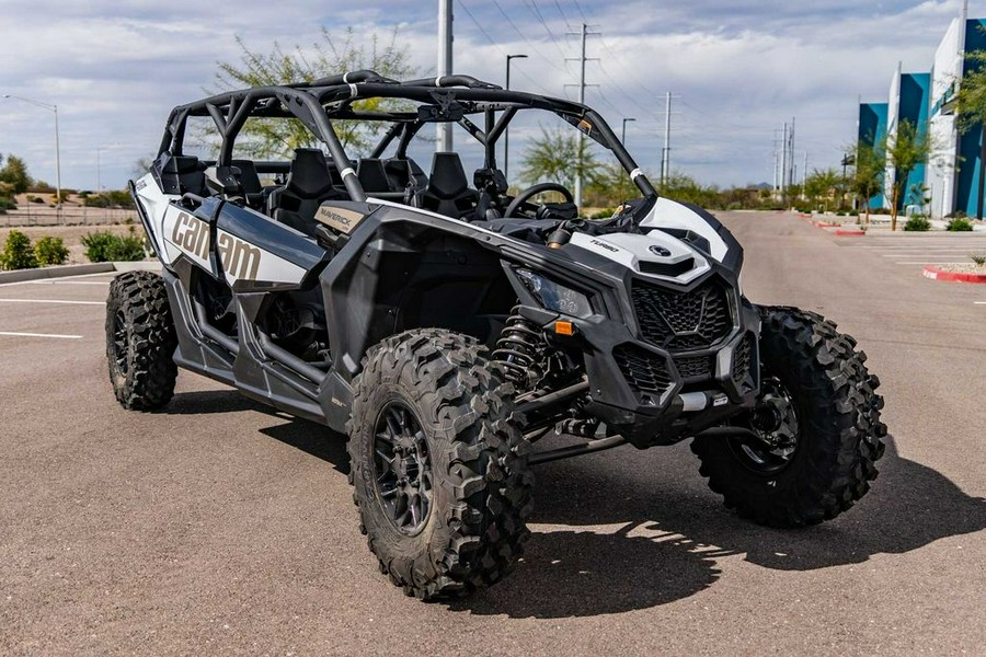 2024 Can-Am® Maverick X3 MAX DS Turbo Catalyst Gray