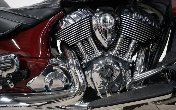 2022 Indian Motorcycle® Roadmaster® Maroon Metallic/Crimson Metallic