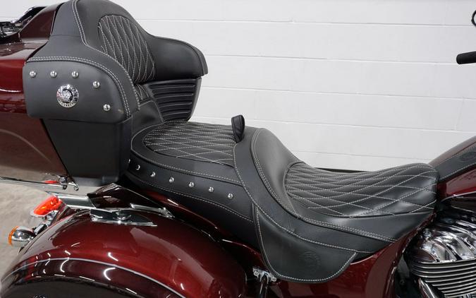 2022 Indian Motorcycle® Roadmaster® Maroon Metallic/Crimson Metallic