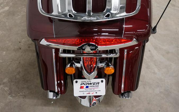 2022 Indian Motorcycle® Roadmaster® Maroon Metallic/Crimson Metallic