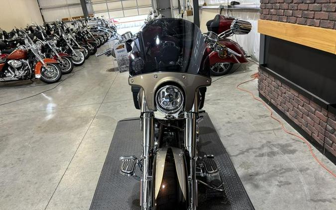 2011 Harley-Davidson® FLSTSE2 - CVO™ Softail® Convertible