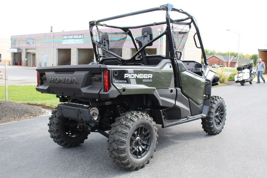 2025 Honda Pioneer 1000 Deluxe