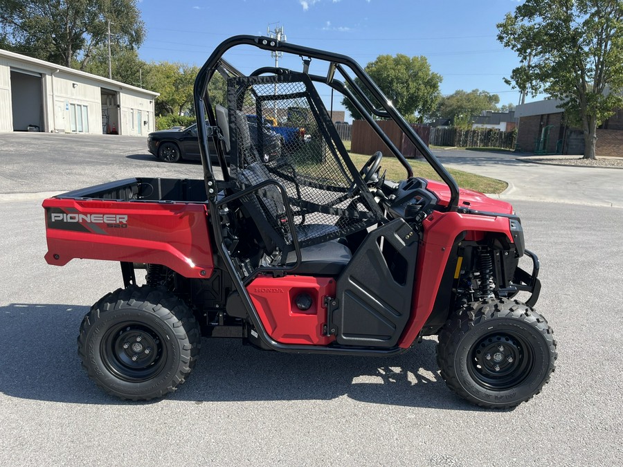 2026 HONDA PIONEER 520
