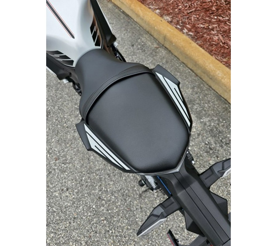 2026 KAWASAKI EX650PTFAN