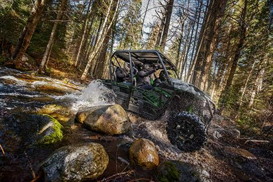 2020 Kawasaki Teryx4 LE Camo