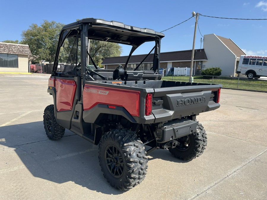 2026 HONDA PIONEER 1000 DELUXE