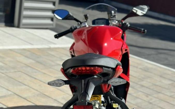 2024 Ducati Supersport 950 Red