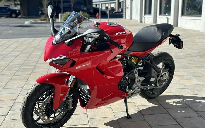 2024 Ducati Supersport 950 Red