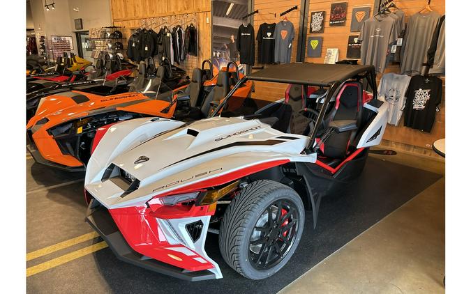 2024 Slingshot SLINGSHOT ROUSH MANUAL, RACETRACK RED ROUSH® Edition