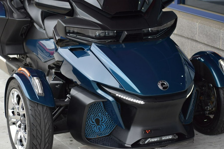 2020 Can-Am® Spyder® RT Limited Chrome