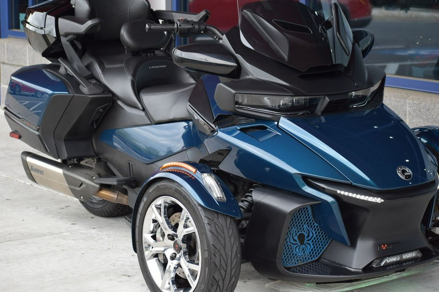 2020 Can-Am® Spyder® RT Limited Chrome