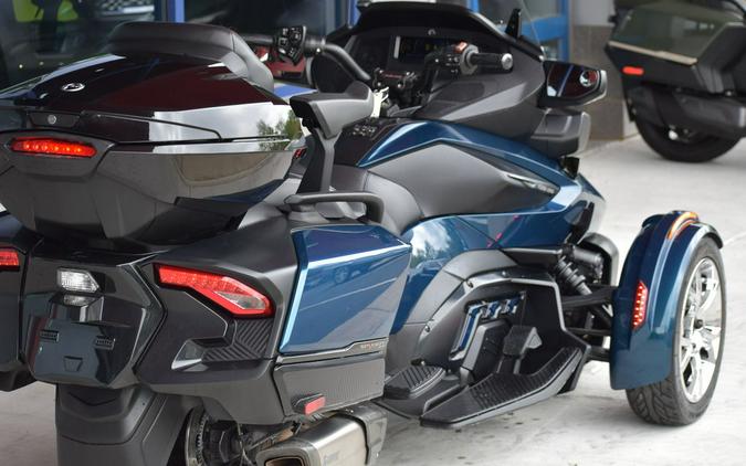 2020 Can-Am® Spyder® RT Limited Chrome