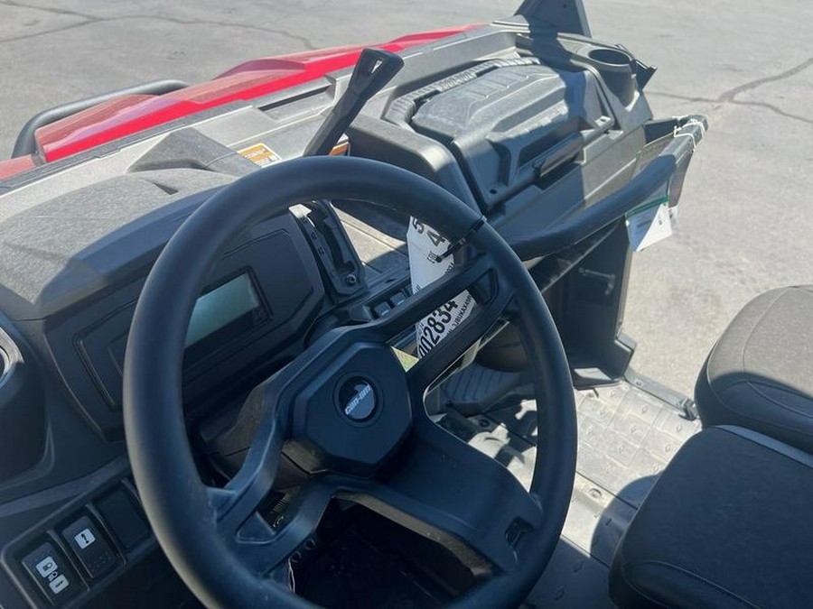 2024 Can-Am® Defender XT HD10